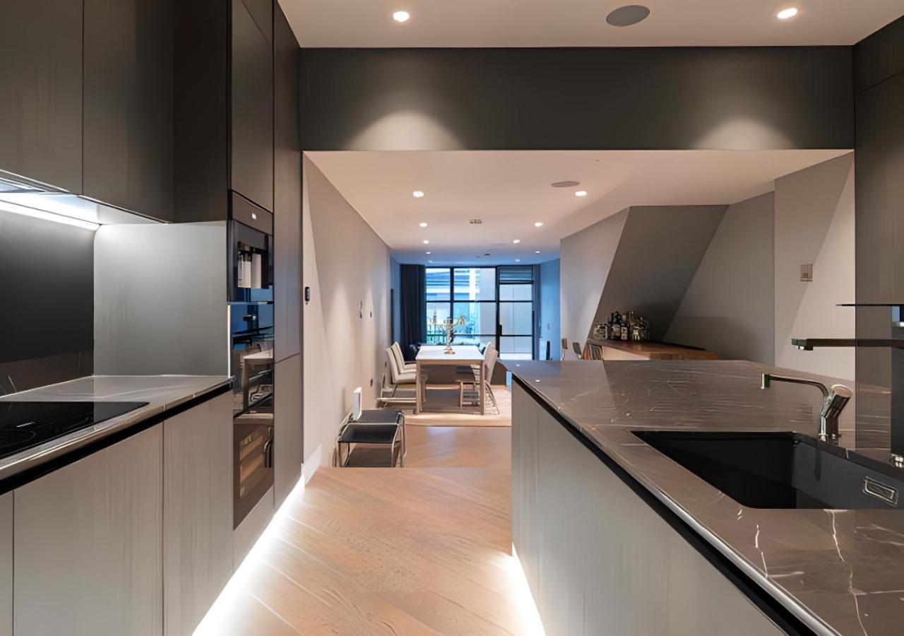 Staylux Oxford Street Лондон Экстерьер фото