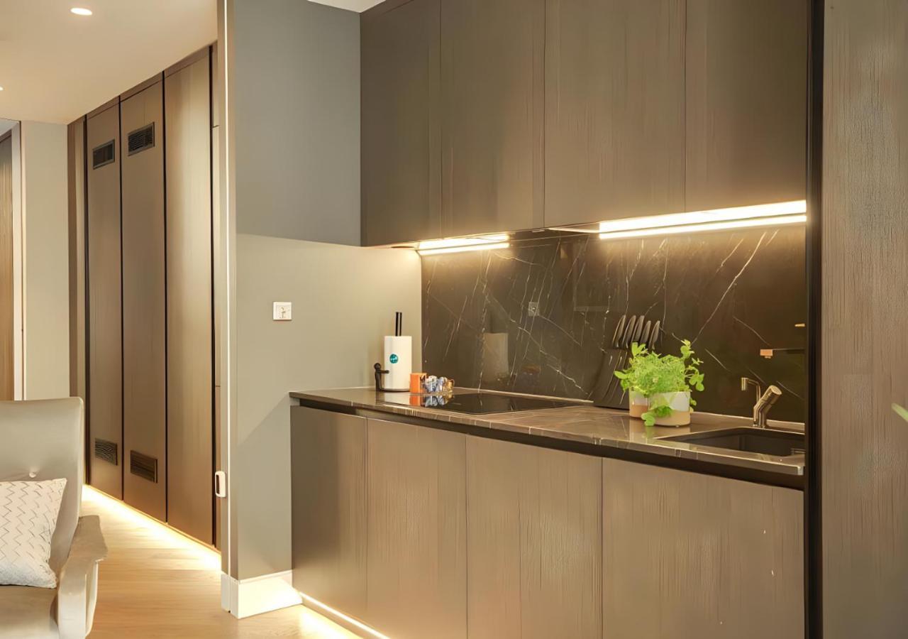 Staylux Oxford Street Лондон Экстерьер фото